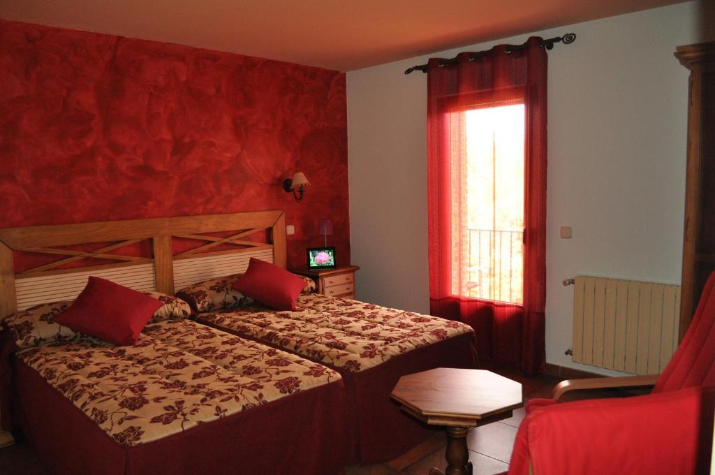 Hotel Langa Cerezo de Abajo Room photo